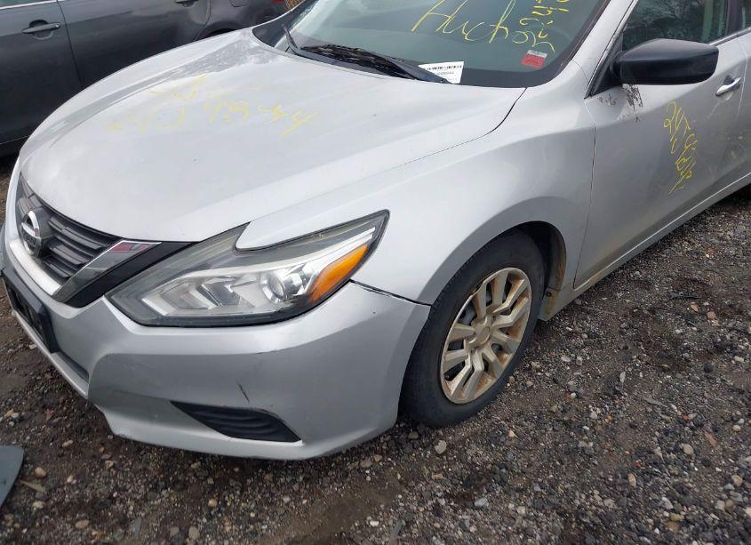 Photo 6 of 2016 Nissan Altima 2.5/2.5 S/2.5 SL/2.5 SR/2.5 SV (VIN 1N4AL3AP2GC167080)