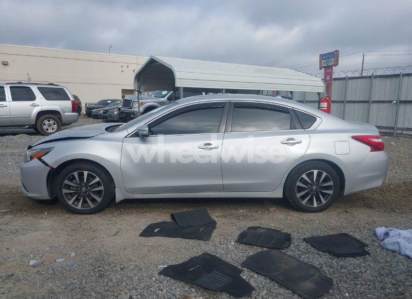 Photo 14 of 2016 Nissan Altima 2.5 SL (VIN 1N4AL3AP2GC168584)