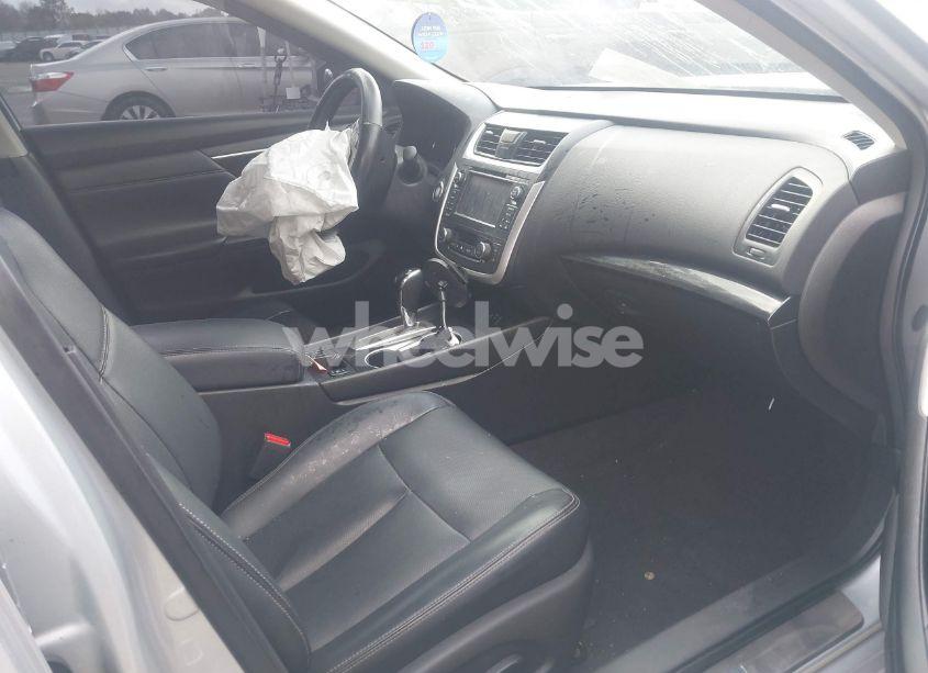 Photo 5 of 2016 Nissan Altima 2.5 SL (VIN 1N4AL3AP2GC168584)
