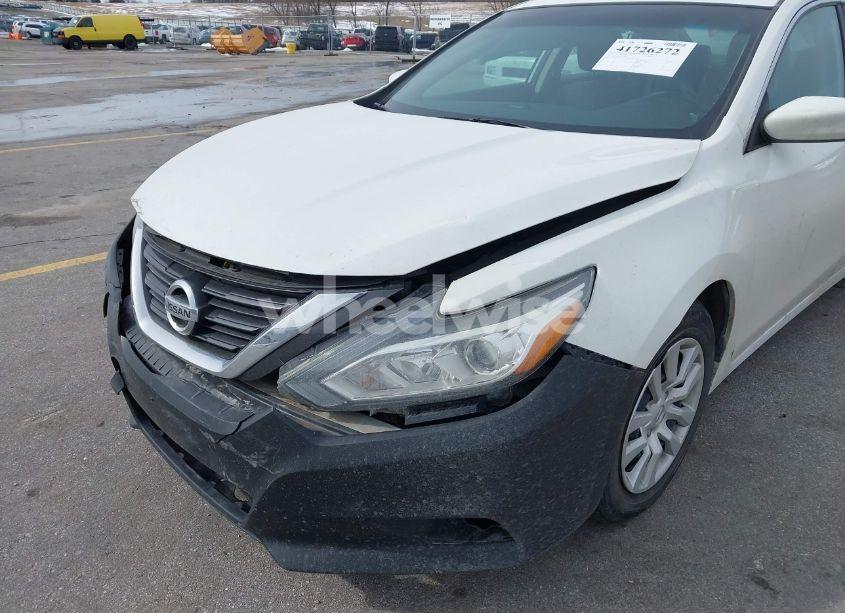 Photo 6 of 2016 Nissan Altima 2.5/2.5 S/2.5 SL/2.5 SR/2.5 SV (VIN 1N4AL3AP2GC170626)