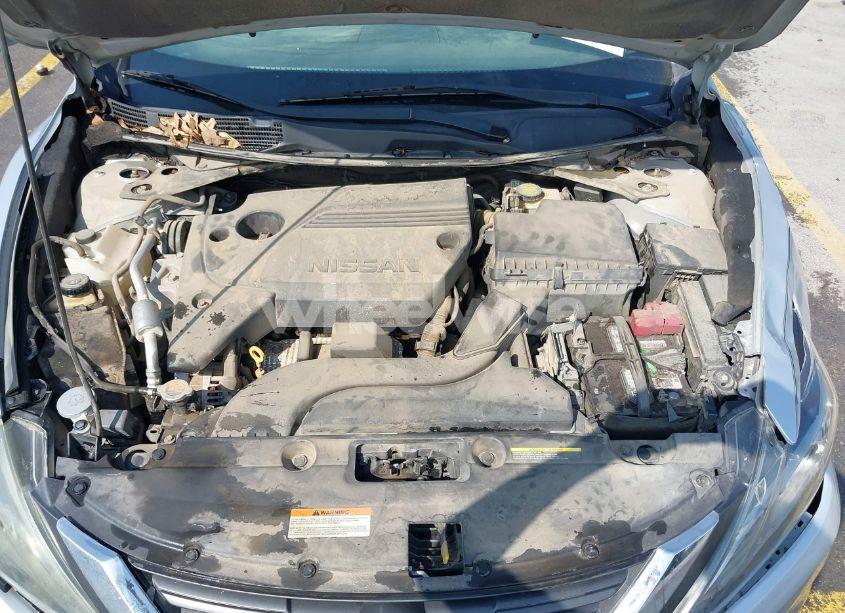 Photo 10 of 2016 Nissan Altima 2.5 SR (VIN 1N4AL3AP2GC171145)
