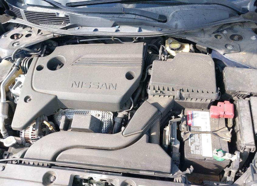 Photo 10 of 2016 Nissan Altima 2.5 SR (VIN 1N4AL3AP2GC173817)