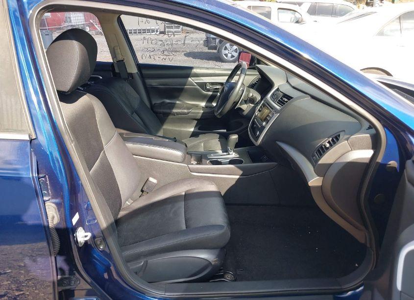 Photo 5 of 2016 Nissan Altima 2.5 SR (VIN 1N4AL3AP2GC173817)