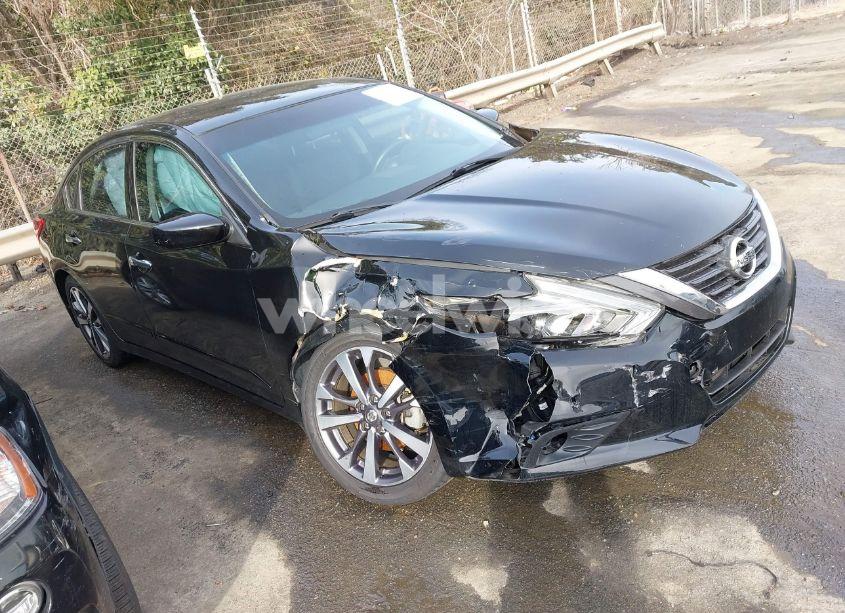 2016 Nissan Altima 2.5 SR (VIN 1N4AL3AP2GC200935) main photo