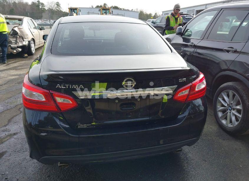 Photo 16 of 2016 Nissan Altima 2.5 SR (VIN 1N4AL3AP2GC200935)