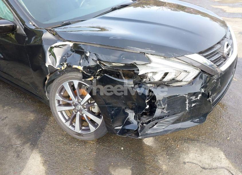 Photo 6 of 2016 Nissan Altima 2.5 SR (VIN 1N4AL3AP2GC200935)