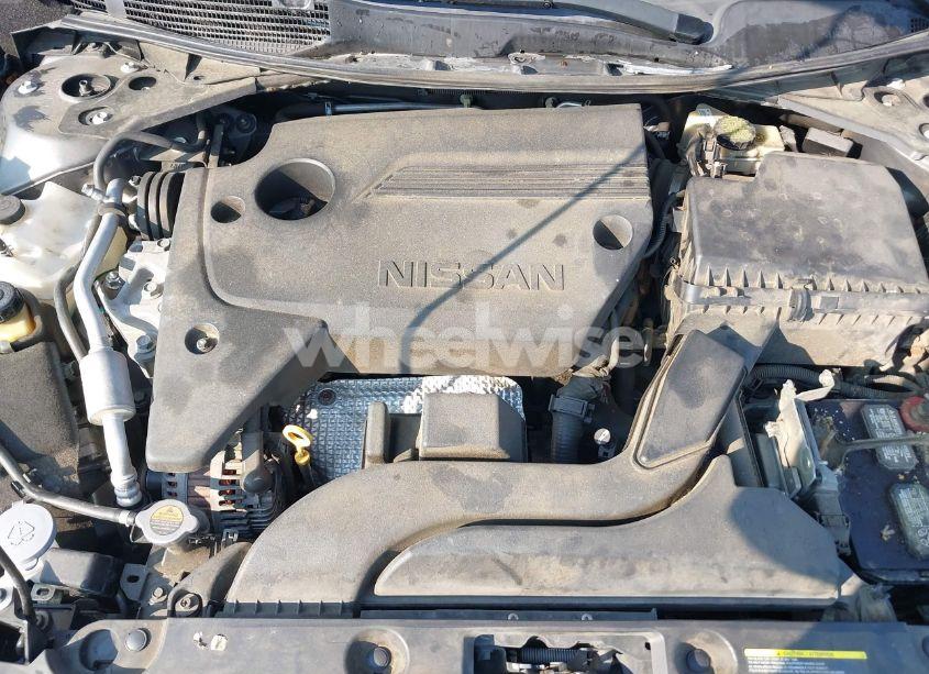 Photo 10 of 2016 Nissan Altima 2.5 SR (VIN 1N4AL3AP2GC208095)