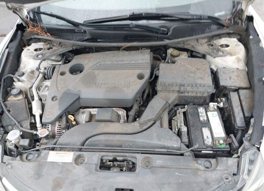 Photo 10 of 2016 Nissan Altima 2.5 SR (VIN 1N4AL3AP2GC209277)