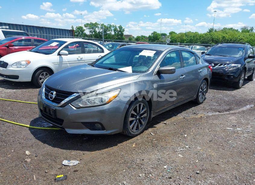 Photo 2 of 2016 Nissan Altima 2.5 SV (VIN 1N4AL3AP2GC230453)