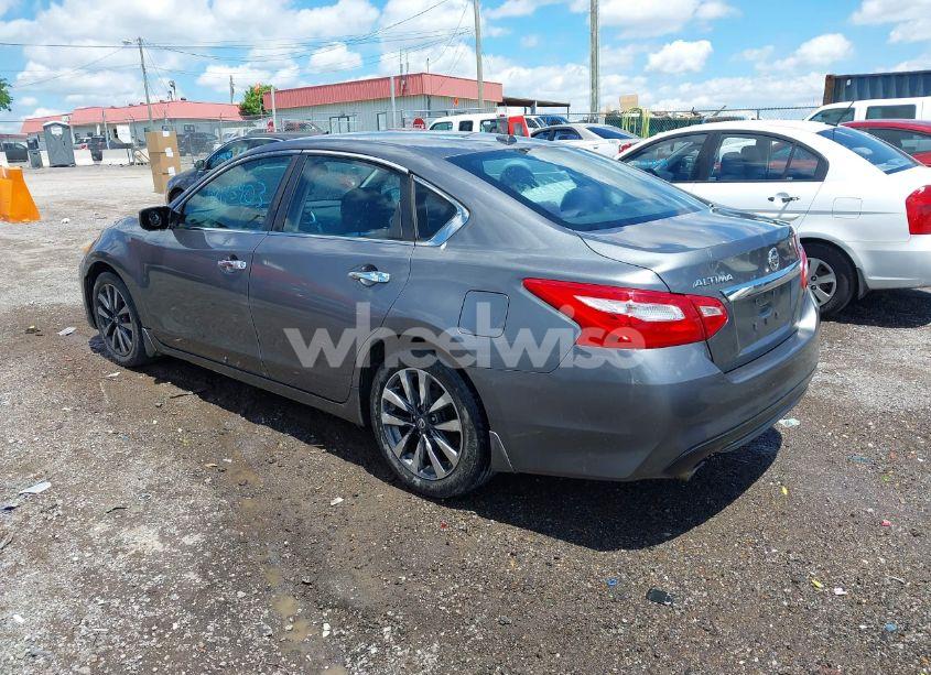 Photo 3 of 2016 Nissan Altima 2.5 SV (VIN 1N4AL3AP2GC230453)