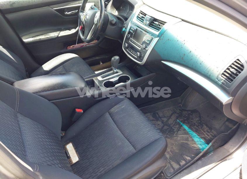 Photo 5 of 2016 Nissan Altima 2.5 SV (VIN 1N4AL3AP2GC230453)