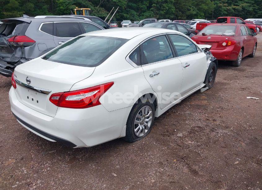 Photo 4 of 2016 Nissan Altima 2.5 S (VIN 1N4AL3AP2GC239119)
