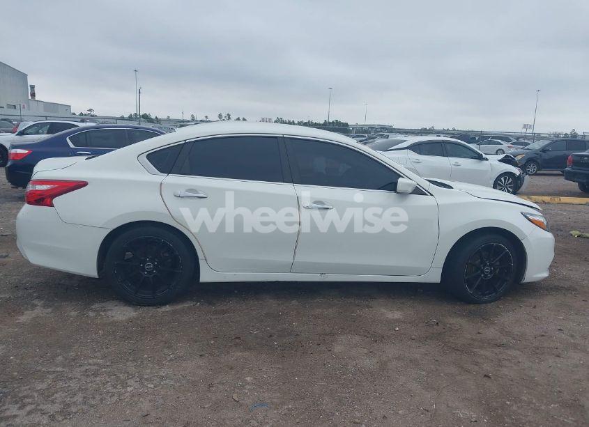 Photo 14 of 2016 Nissan Altima 2.5 S (VIN 1N4AL3AP2GC241761)