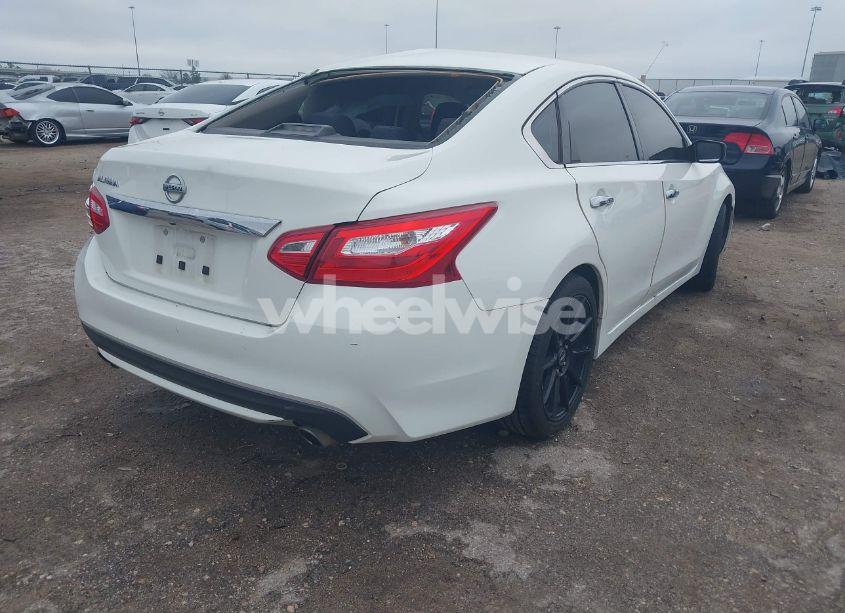 Photo 4 of 2016 Nissan Altima 2.5 S (VIN 1N4AL3AP2GC241761)