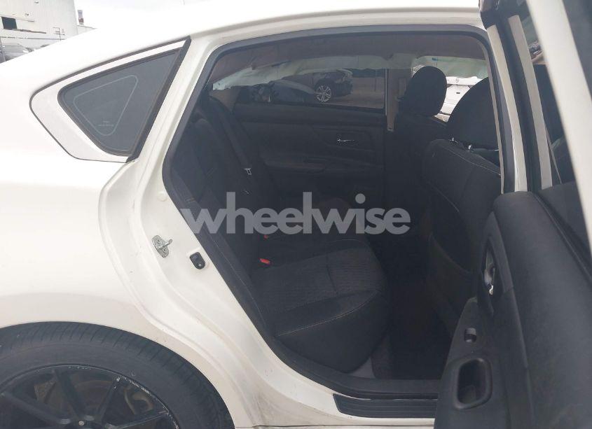 Photo 8 of 2016 Nissan Altima 2.5 S (VIN 1N4AL3AP2GC241761)