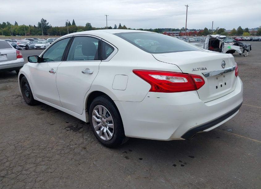 Photo 3 of 2016 Nissan Altima 2.5/2.5 S/2.5 SL/2.5 SR/2.5 SV (VIN 1N4AL3AP2GC244806)