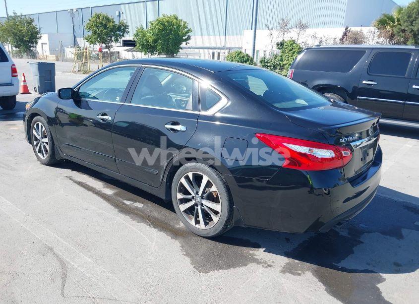 Photo 3 of 2016 Nissan Altima 2.5 SR (VIN 1N4AL3AP2GC255286)