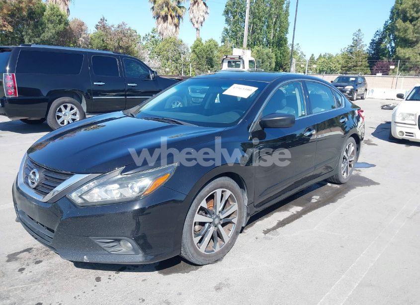 Photo 6 of 2016 Nissan Altima 2.5 SR (VIN 1N4AL3AP2GC255286)