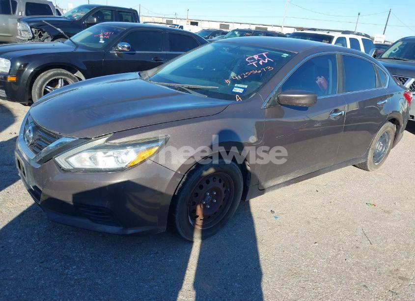 Photo 2 of 2016 Nissan Altima 2.5/2.5 S/2.5 SL/2.5 SR/2.5 SV (VIN 1N4AL3AP2GC260021)