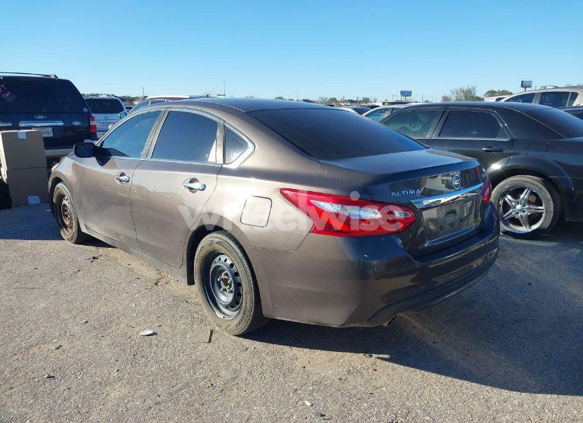 Photo 3 of 2016 Nissan Altima 2.5/2.5 S/2.5 SL/2.5 SR/2.5 SV (VIN 1N4AL3AP2GC260021)