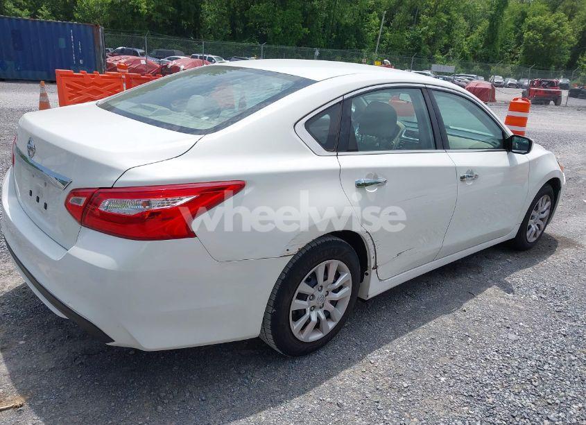 Photo 4 of 2016 Nissan Altima 2.5 S (VIN 1N4AL3AP2GC263873)