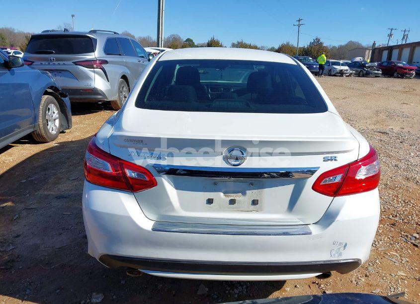 Photo 17 of 2016 Nissan Altima 2.5 SR (VIN 1N4AL3AP2GC271892)