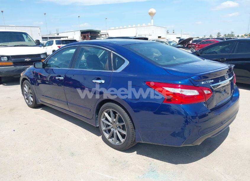 Photo 3 of 2016 Nissan Altima 2.5 SR (VIN 1N4AL3AP2GC277255)