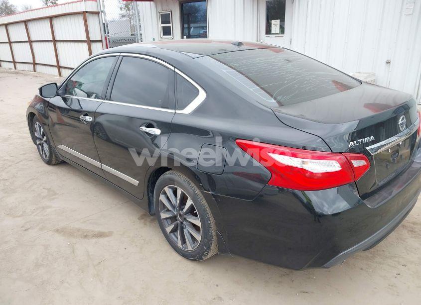 Photo 3 of 2016 Nissan Altima 2.5 SV (VIN 1N4AL3AP2GC278180)