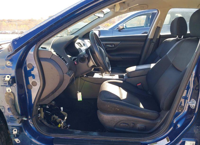 Photo 5 of 2016 Nissan Altima 2.5 SR (VIN 1N4AL3AP2GC283735)