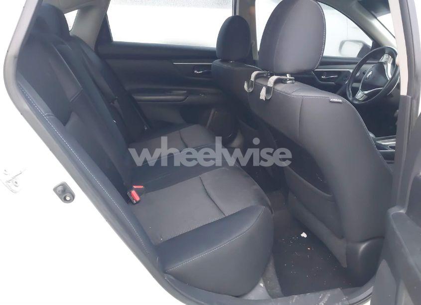 Photo 8 of 2016 Nissan Altima 2.5 SR (VIN 1N4AL3AP2GC290863)