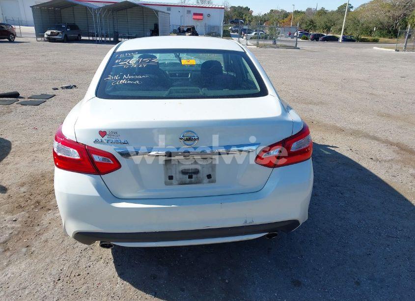 Photo 16 of 2016 Nissan Altima 2.5/2.5 S/2.5 SL/2.5 SR/2.5 SV (VIN 1N4AL3AP2GN306855)