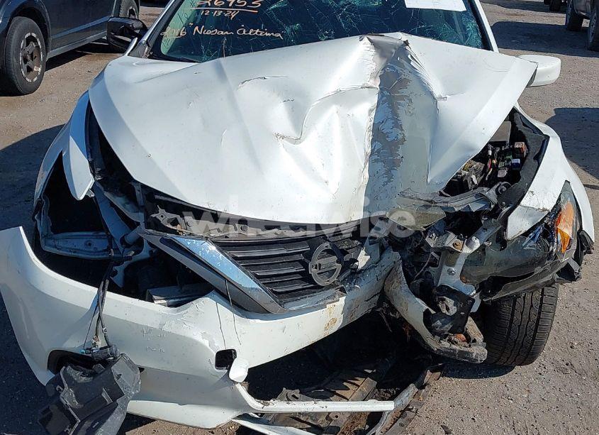 Photo 6 of 2016 Nissan Altima 2.5/2.5 S/2.5 SL/2.5 SR/2.5 SV (VIN 1N4AL3AP2GN306855)