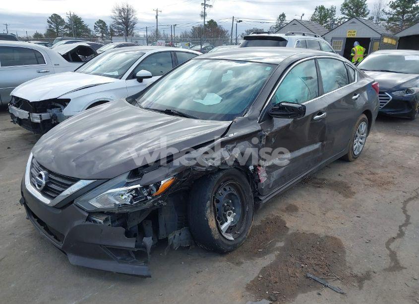 Photo 2 of 2016 Nissan Altima 2.5/2.5 S/2.5 SL/2.5 SR/2.5 SV (VIN 1N4AL3AP2GN313109)