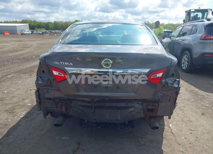 Photo 17 of 2016 Nissan Altima 2.5/2.5 S/2.5 SL/2.5 SR/2.5 SV (VIN 1N4AL3AP2GN313112)