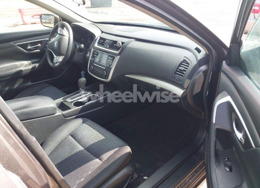 Photo 5 of 2016 Nissan Altima 2.5/2.5 S/2.5 SL/2.5 SR/2.5 SV (VIN 1N4AL3AP2GN313112)