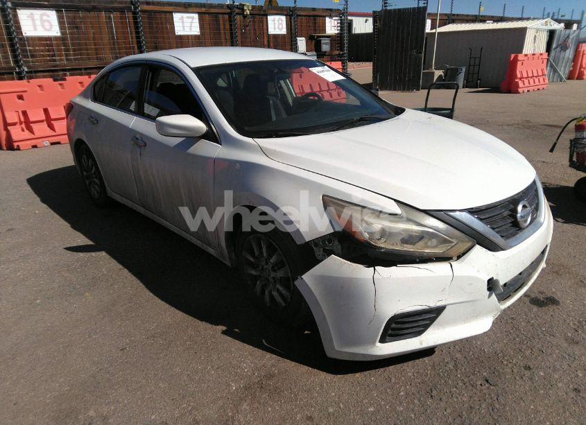 2016 Nissan Altima 2.5/2.5 S/2.5 SL/2.5 SR/2.5 SV (VIN 1N4AL3AP2GN317581) main photo