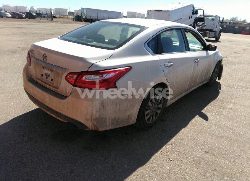 Photo 4 of 2016 Nissan Altima 2.5/2.5 S/2.5 SL/2.5 SR/2.5 SV (VIN 1N4AL3AP2GN317581)