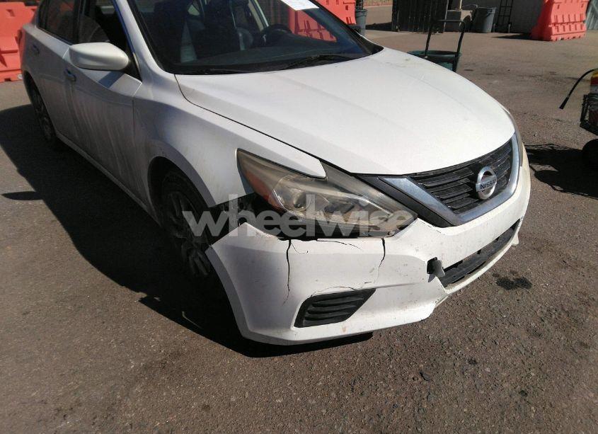 Photo 6 of 2016 Nissan Altima 2.5/2.5 S/2.5 SL/2.5 SR/2.5 SV (VIN 1N4AL3AP2GN317581)