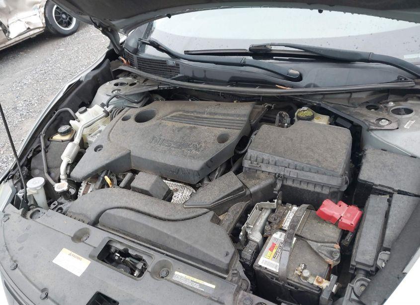 Photo 10 of 2016 Nissan Altima 2.5/2.5 S/2.5 SL/2.5 SR/2.5 SV (VIN 1N4AL3AP2GN337684)