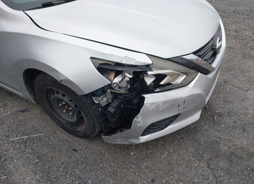 Photo 18 of 2016 Nissan Altima 2.5/2.5 S/2.5 SL/2.5 SR/2.5 SV (VIN 1N4AL3AP2GN337684)