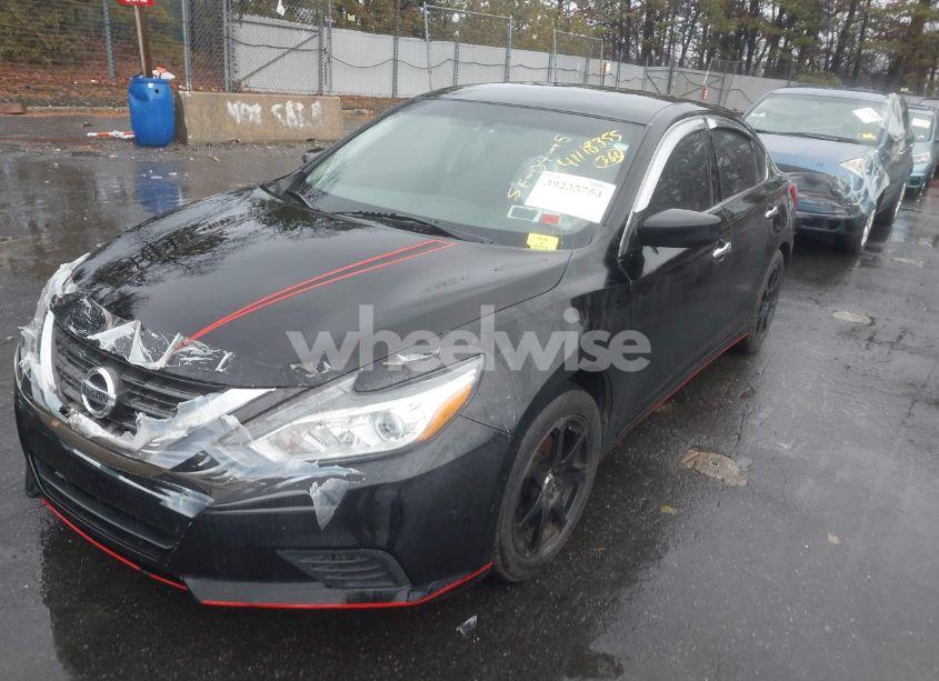 Photo 2 of 2016 Nissan Altima 2.5/2.5 S/2.5 SL/2.5 SR/2.5 SV (VIN 1N4AL3AP2GN339158)