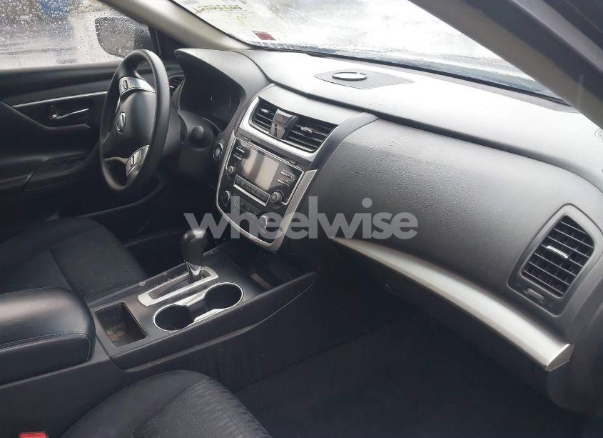 Photo 5 of 2016 Nissan Altima 2.5/2.5 S/2.5 SL/2.5 SR/2.5 SV (VIN 1N4AL3AP2GN339158)