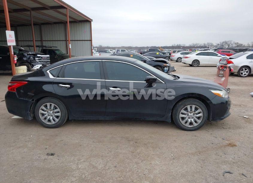 Photo 13 of 2016 Nissan Altima 2.5 S (VIN 1N4AL3AP2GN351021)