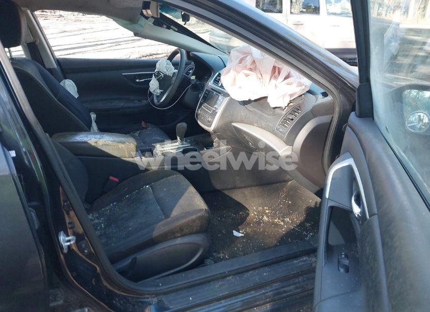 Photo 5 of 2016 Nissan Altima 2.5/2.5 S/2.5 SL/2.5 SR/2.5 SV (VIN 1N4AL3AP2GN352542)