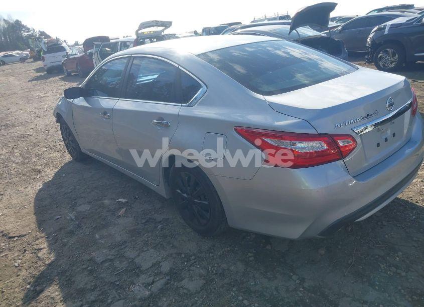 Photo 3 of 2016 Nissan Altima (VIN 1N4AL3AP2GN356445)