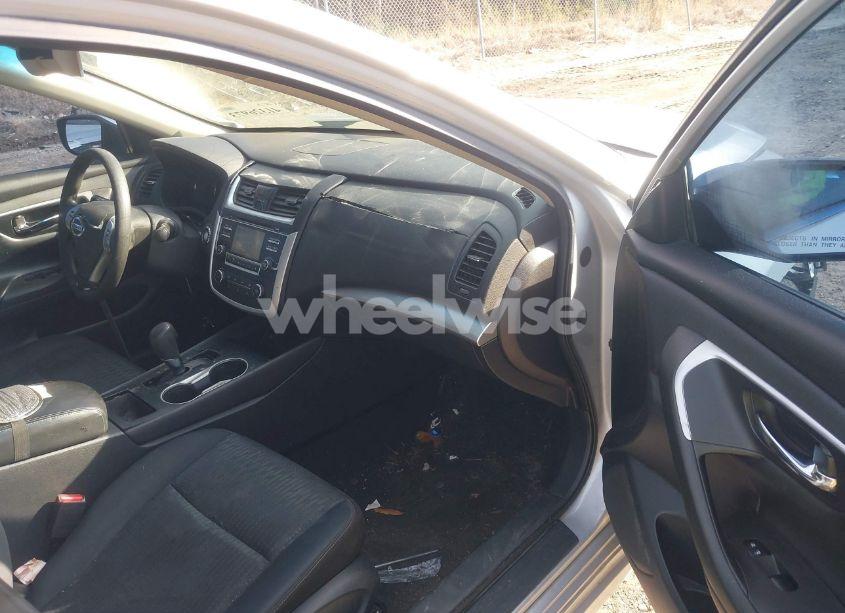 Photo 5 of 2016 Nissan Altima (VIN 1N4AL3AP2GN356445)