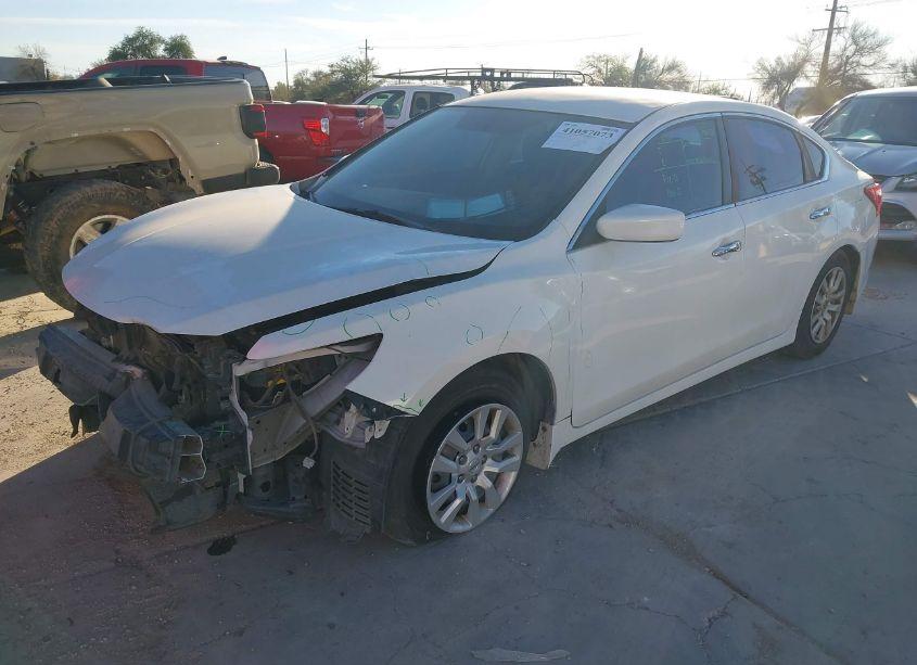Photo 2 of 2016 Nissan Altima 2.5 S (VIN 1N4AL3AP2GN361922)