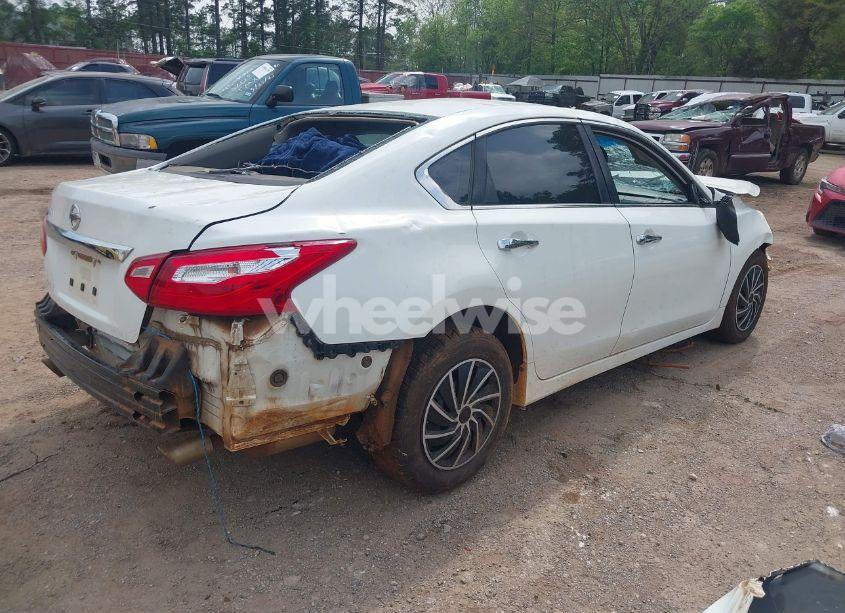 Photo 4 of 2016 Nissan Altima 2.5/2.5 S/2.5 SL/2.5 SR/2.5 SV (VIN 1N4AL3AP2GN367140)