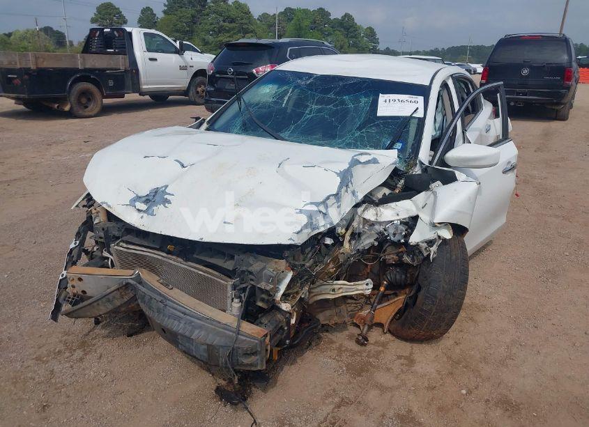 Photo 6 of 2016 Nissan Altima 2.5/2.5 S/2.5 SL/2.5 SR/2.5 SV (VIN 1N4AL3AP2GN367140)