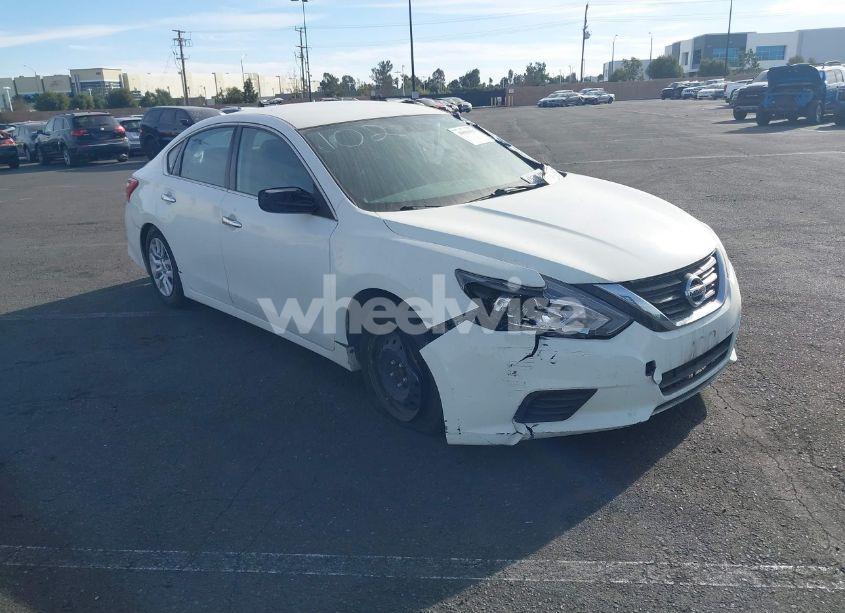 2016 Nissan Altima 2.5/2.5 S/2.5 SL/2.5 SR/2.5 SV (VIN 1N4AL3AP2GN371558) main photo